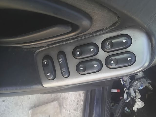 2001 thru 2007 Ford Escape, Mazda Tribute, Mercury Mariner Driver Side Left Front Door Window Master Switch Driver s lock and