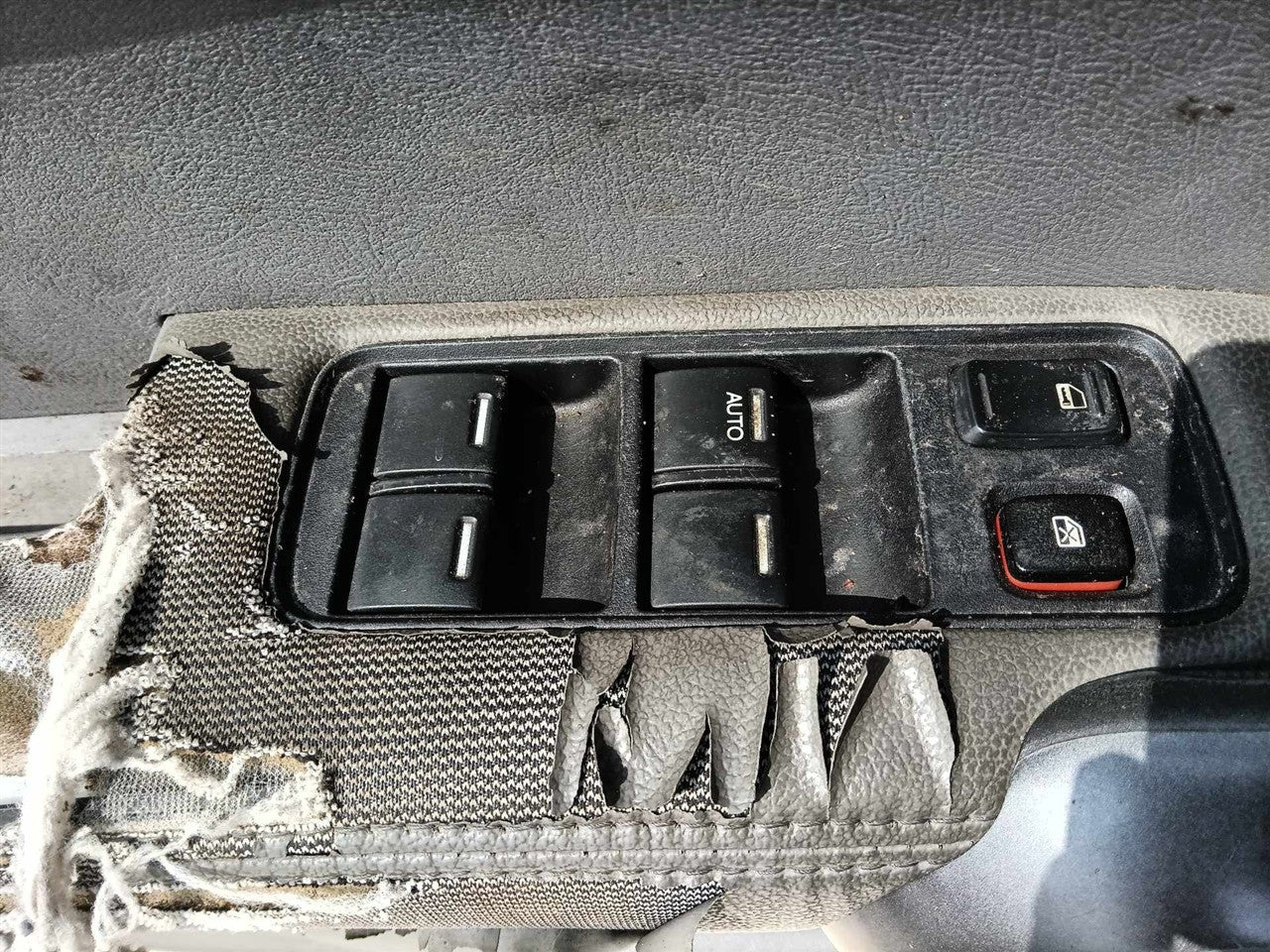 2007 2008 2009 Honda CR V Driver Side Left Front Door Window Master Switch Driver s