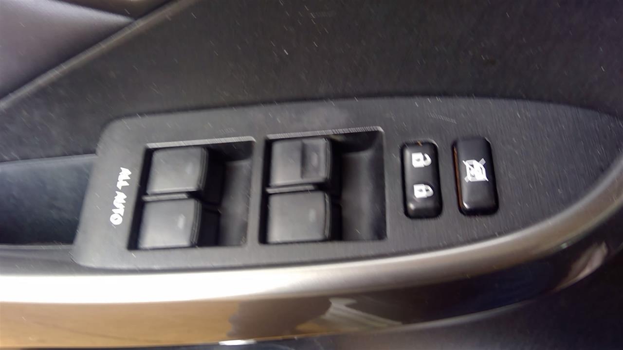 2008 thru 2014 Toyota Land Cruiser, Toyota Prius, Toyota Venza, Toyota Camry and 1 more Driver Side Left Front Door Window