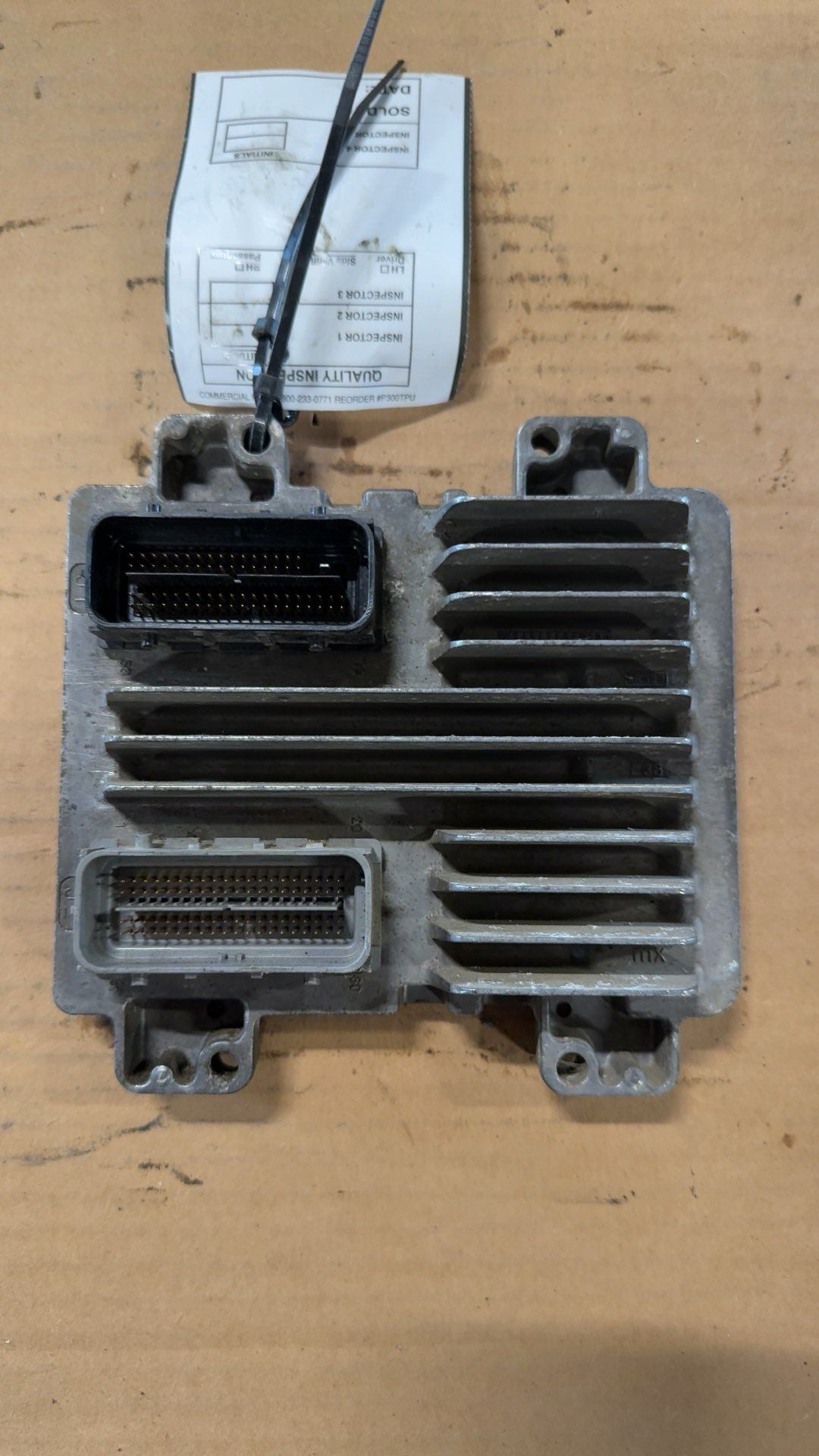 2009 2010 Cadillac Escalade, Cadillac Escalade ESV, Cadillac Escalade EXT, Chevrolet Avalanche 1500 and 26 more Engine