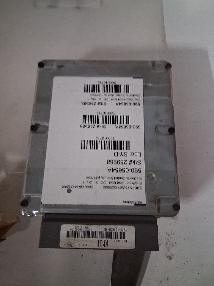 2000 Ford Crown Victoria, Mercury Grand Marquis Engine Control Module ECU ECM PCM Electronic LH firewall
