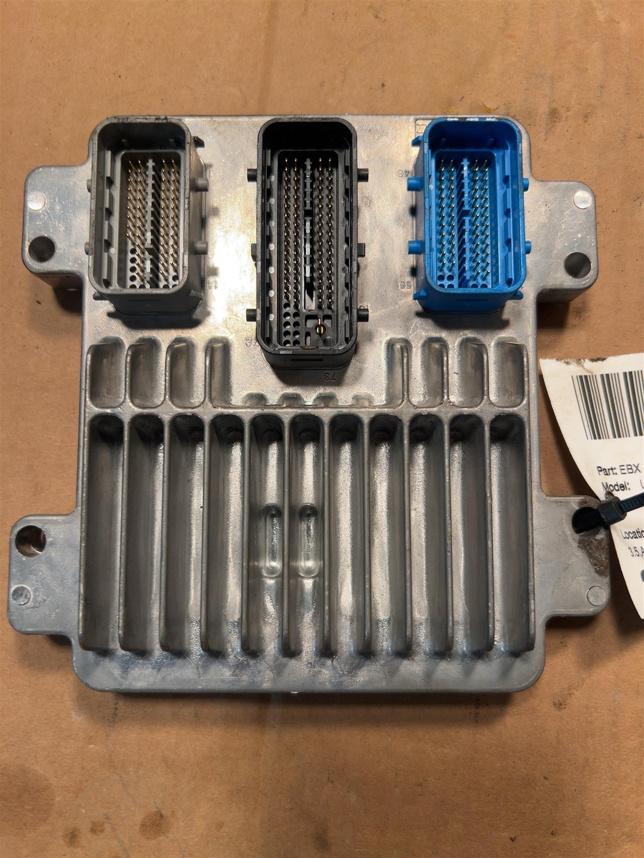 2005 2006 Saturn Relay, Buick Terraza, Chevrolet Malibu, Chevrolet Uplander and 3 more Engine Control Module ECU ECM PCM