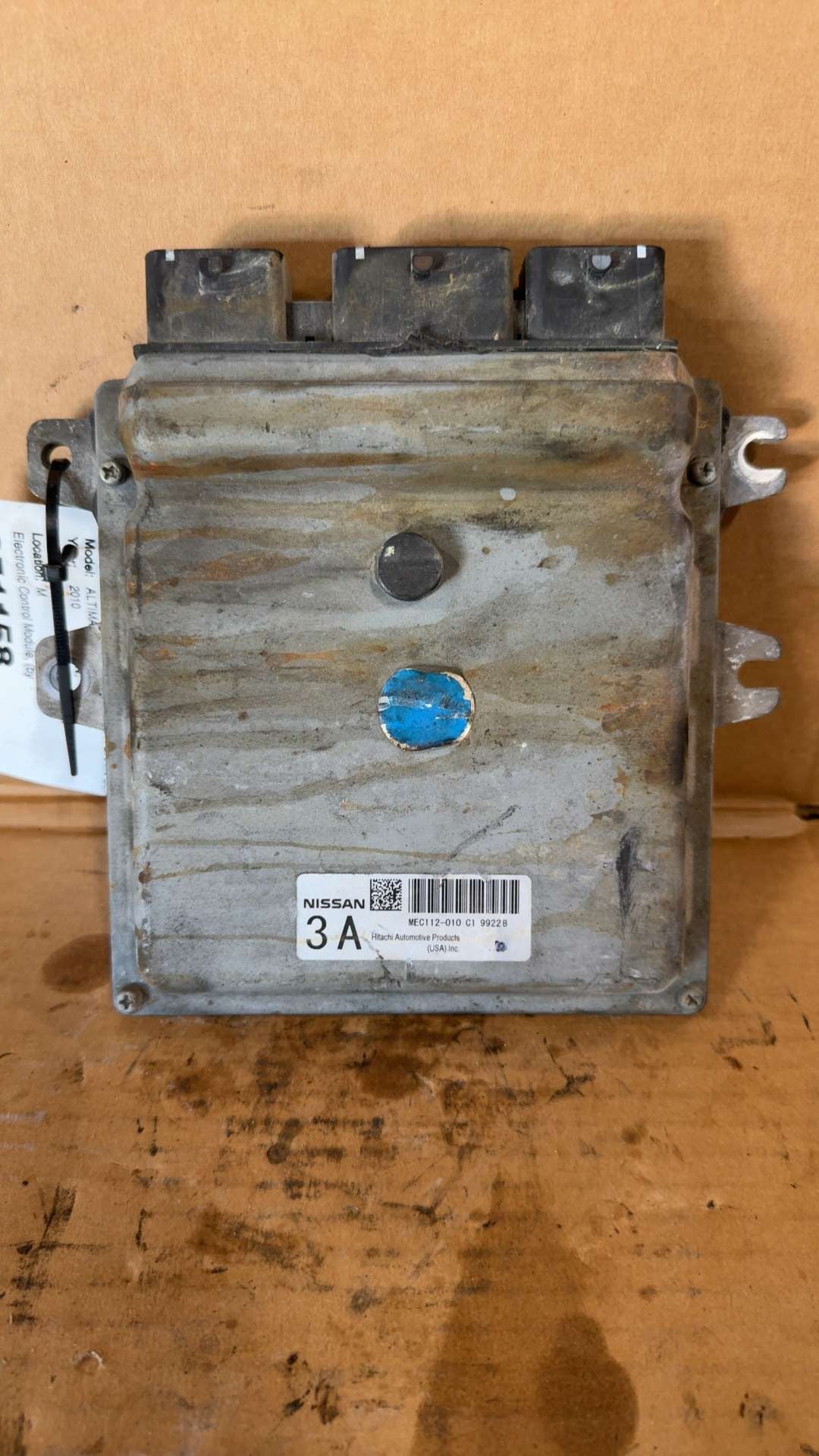 2010 Nissan Altima Engine Control Module ECU ECM PCM Electronic by battery tray