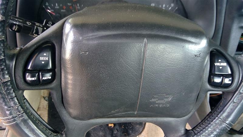 Donor vehicle 2002 Chevrolet Camaro (Stock #239467)
