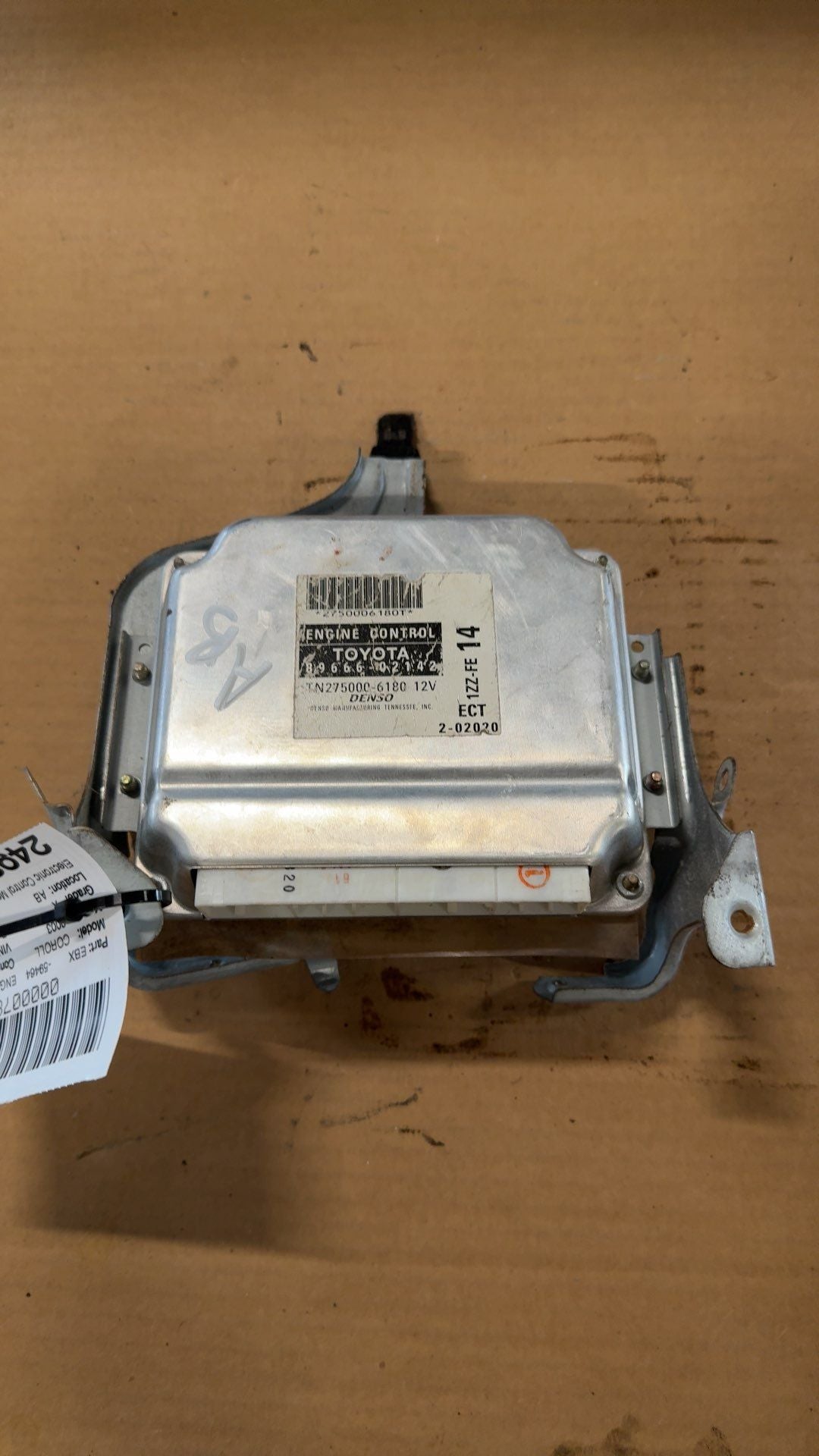 2003 Toyota Corolla Engine Control Module ECU ECM PCM Electronic RH dash AT