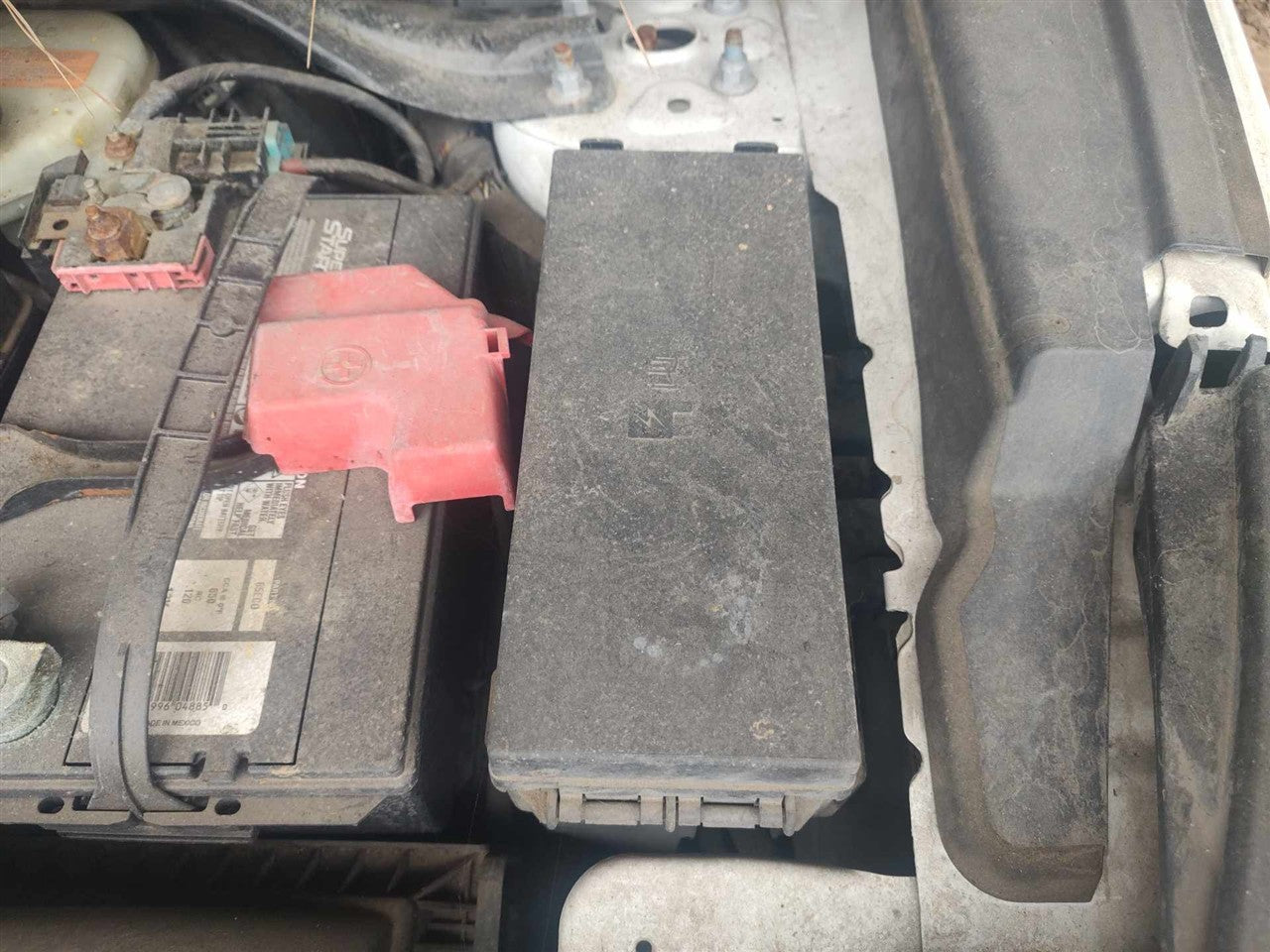 2014 2015 Ford Explorer Engine Bay Fuse Box Relay Panel 3.5L without turbo halogen headlamps