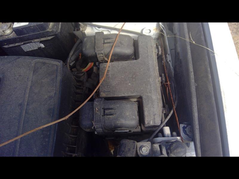 2013 2014 Ford Fusion Engine Bay Fuse Box Relay Panel 2.5L