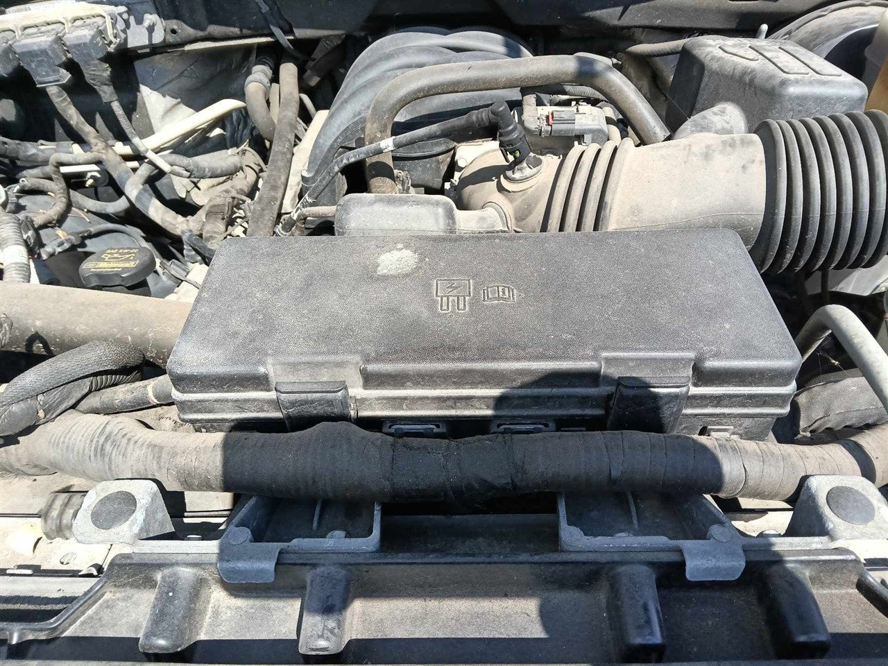 2009 2010 Ford F150 Engine Bay Fuse Box Relay Panel 4.6L core support mounted 4x2