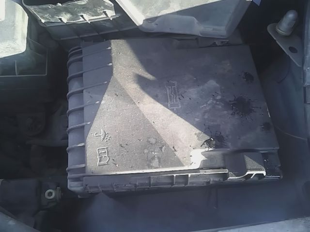 2008 thru 2018 Volkswagen Tiguan, Volkswagen CC, Audi Q3, Volkswagen Passat Engine Bay Fuse Box Relay Panel compartment