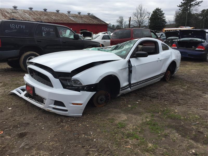 Donor vehicle 2014 Ford Mustang (Stock #186135)