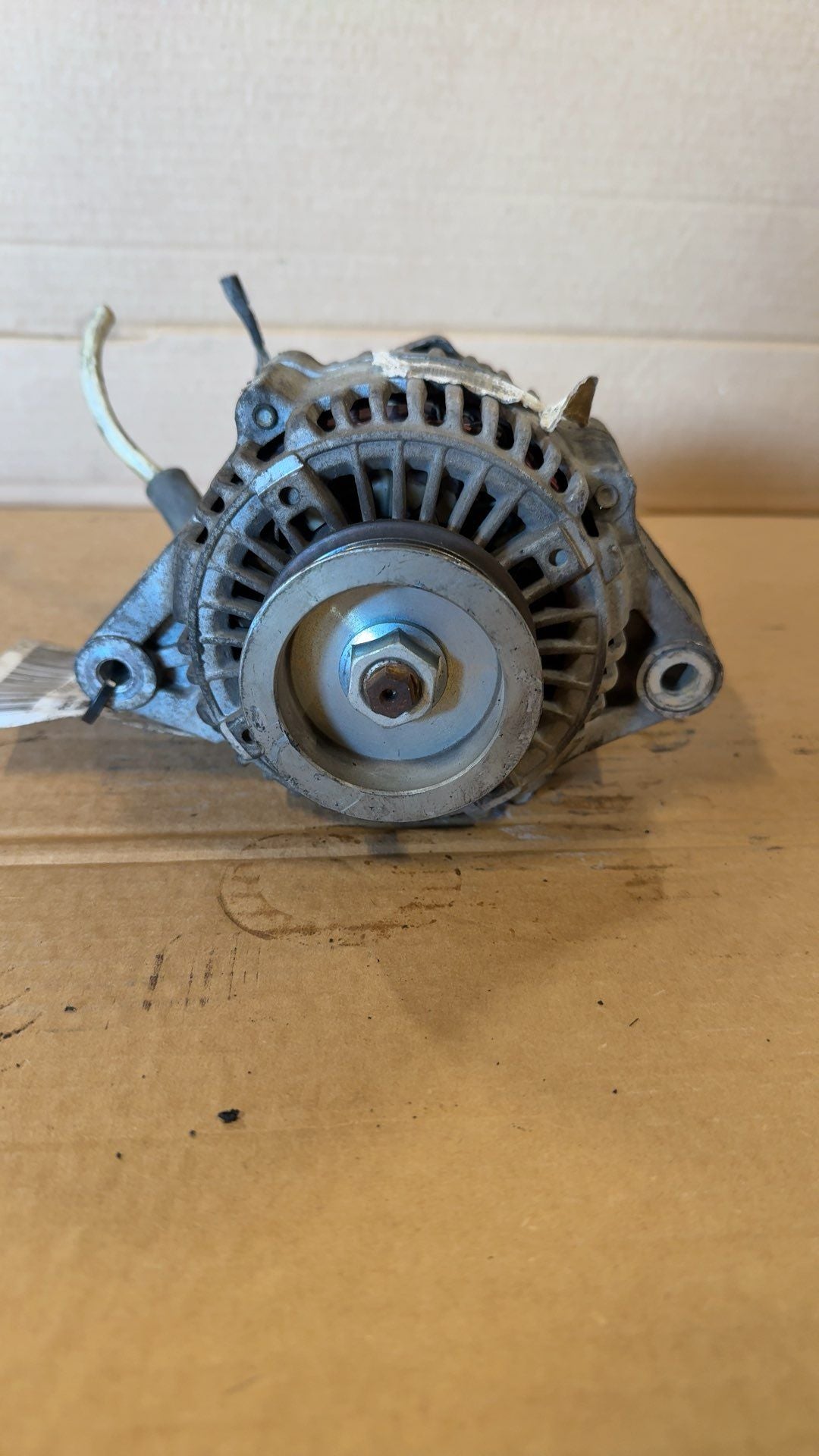 1997 1998 Honda CR V Alternator Generator 4 Cylinder AT