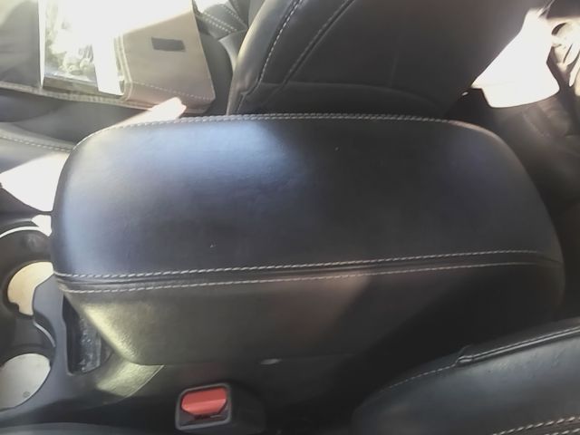 2015 2016 2017 2018 Jeep Cherokee Console Front floor FWD