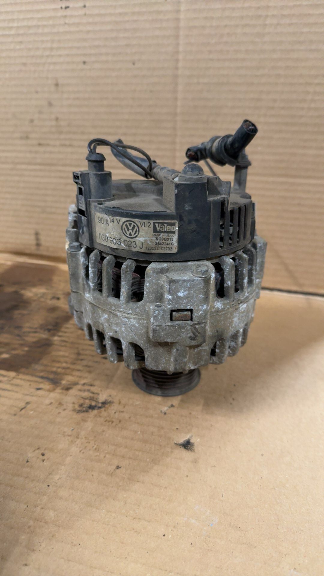 1998 thru 2011 Volkswagen Golf, Volkswagen Jetta, Volkswagen Beetle, Volkswagen Golf GTI and 1 more Alternator Generator 2.0L