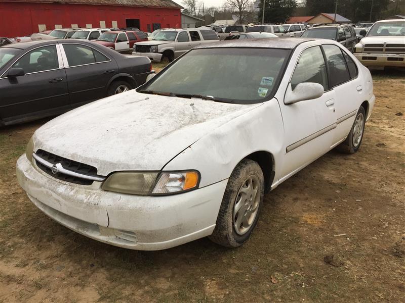 Donor vehicle 1999 Nissan Altima (Stock #207465)
