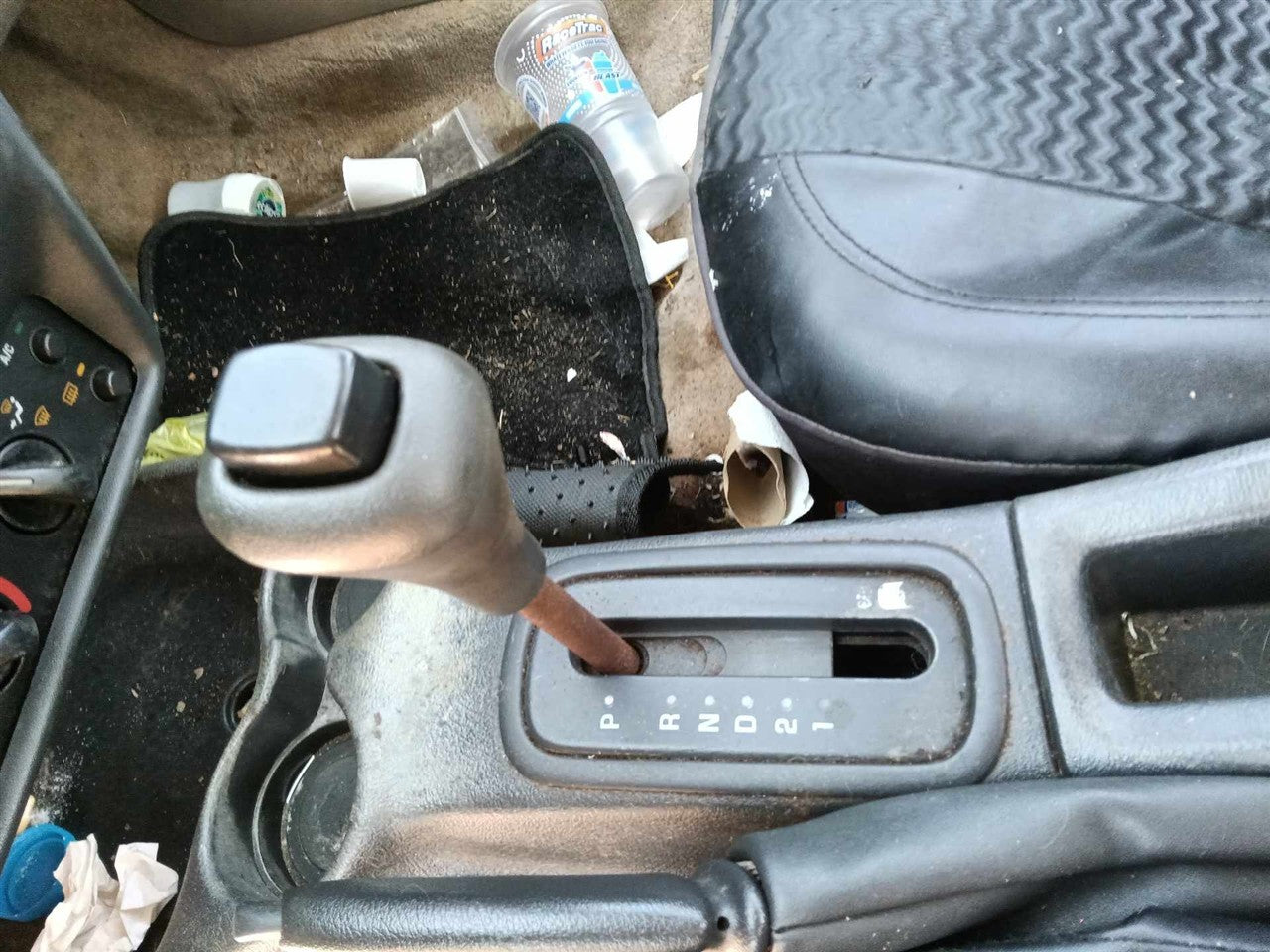 2000 Chevrolet Cavalier Transmission Gear Shifter Assembly