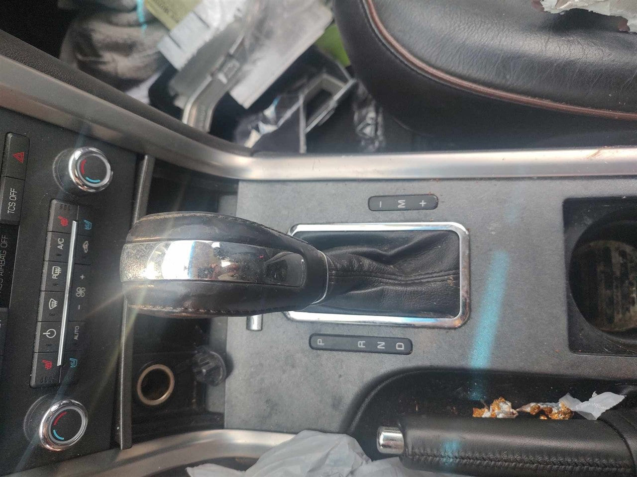 2011 Lincoln MKZ Transmission Gear Shifter Assembly