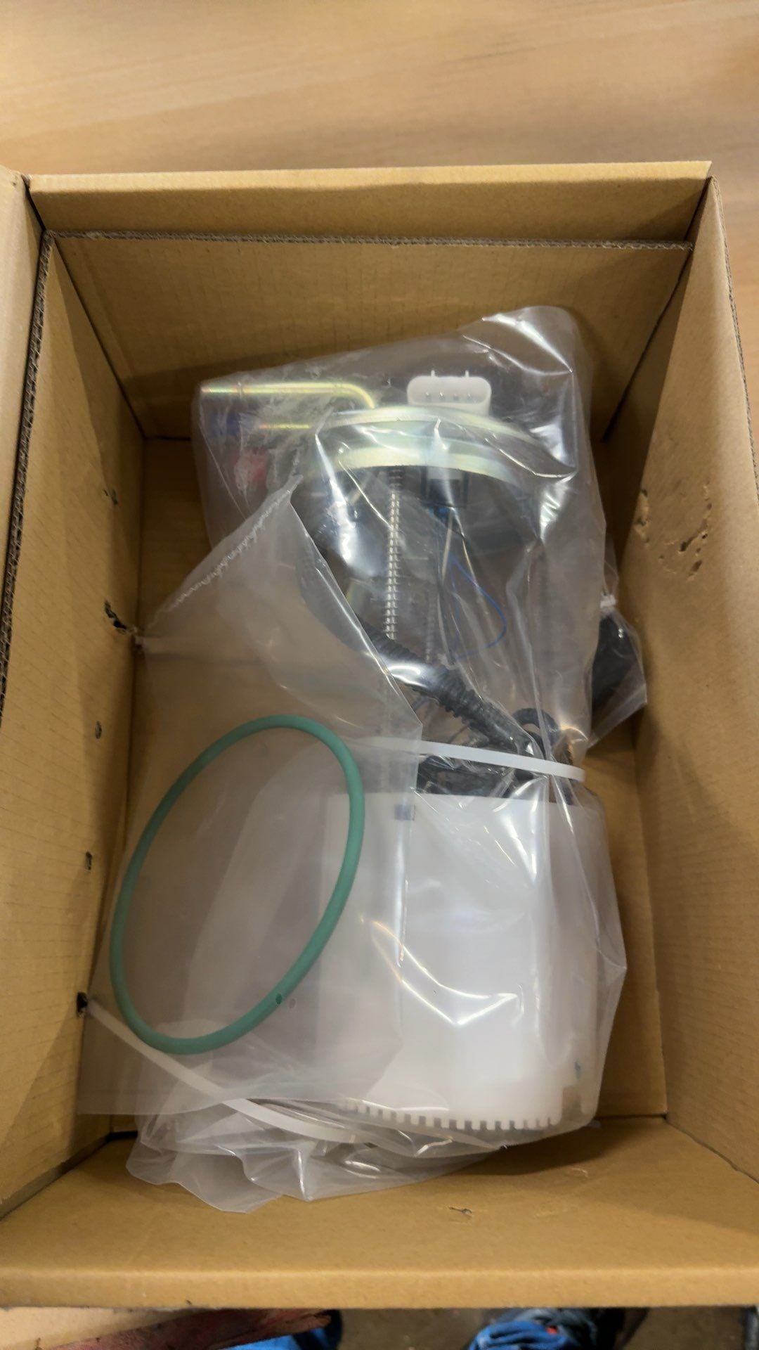 2008 thru 2013 Cadillac Escalade, Chevrolet Tahoe, GMC Yukon Fuel Pump Assembly
