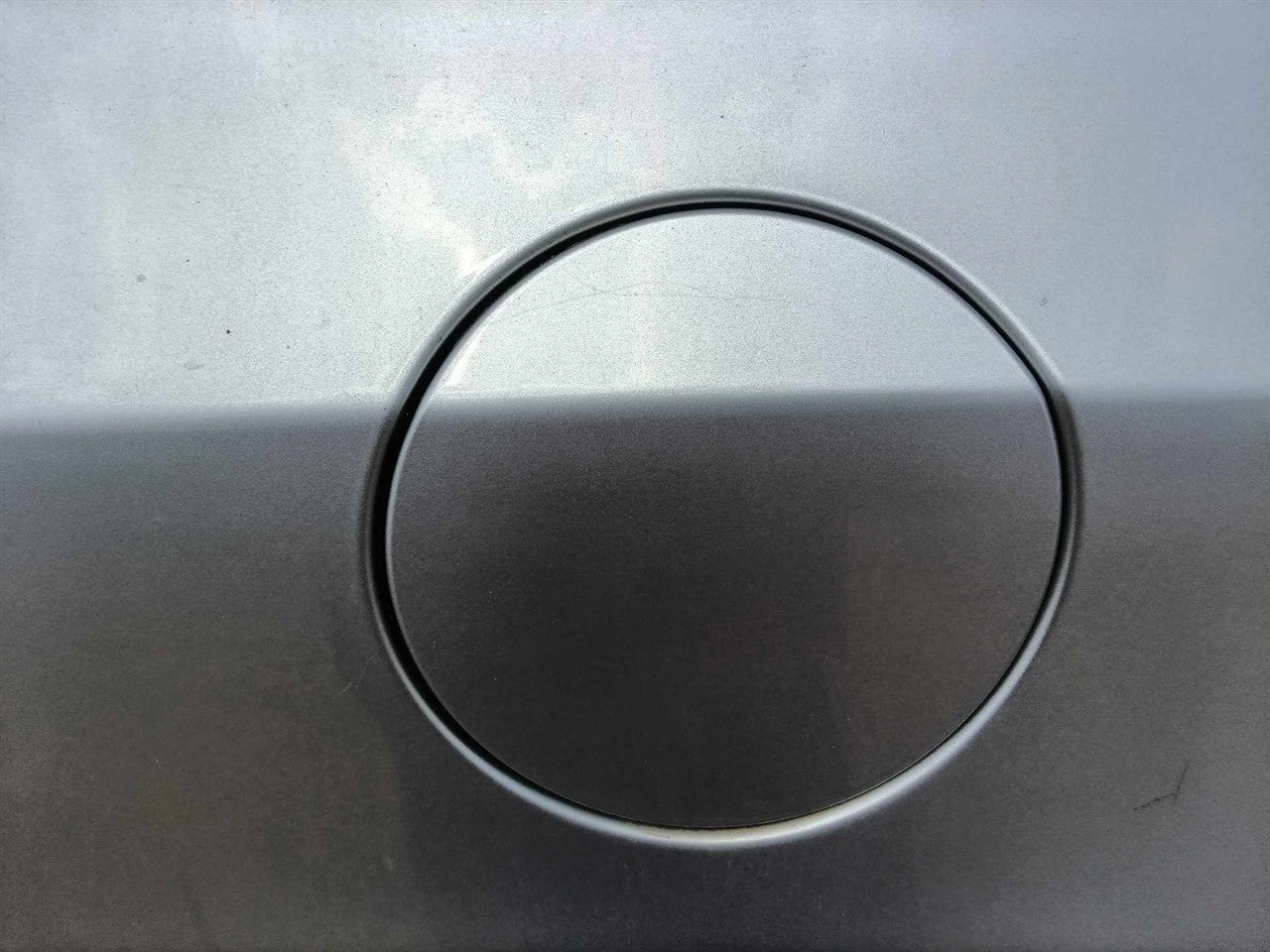 2012 Chevrolet Cruze Fuel Filler Gas Door Lid