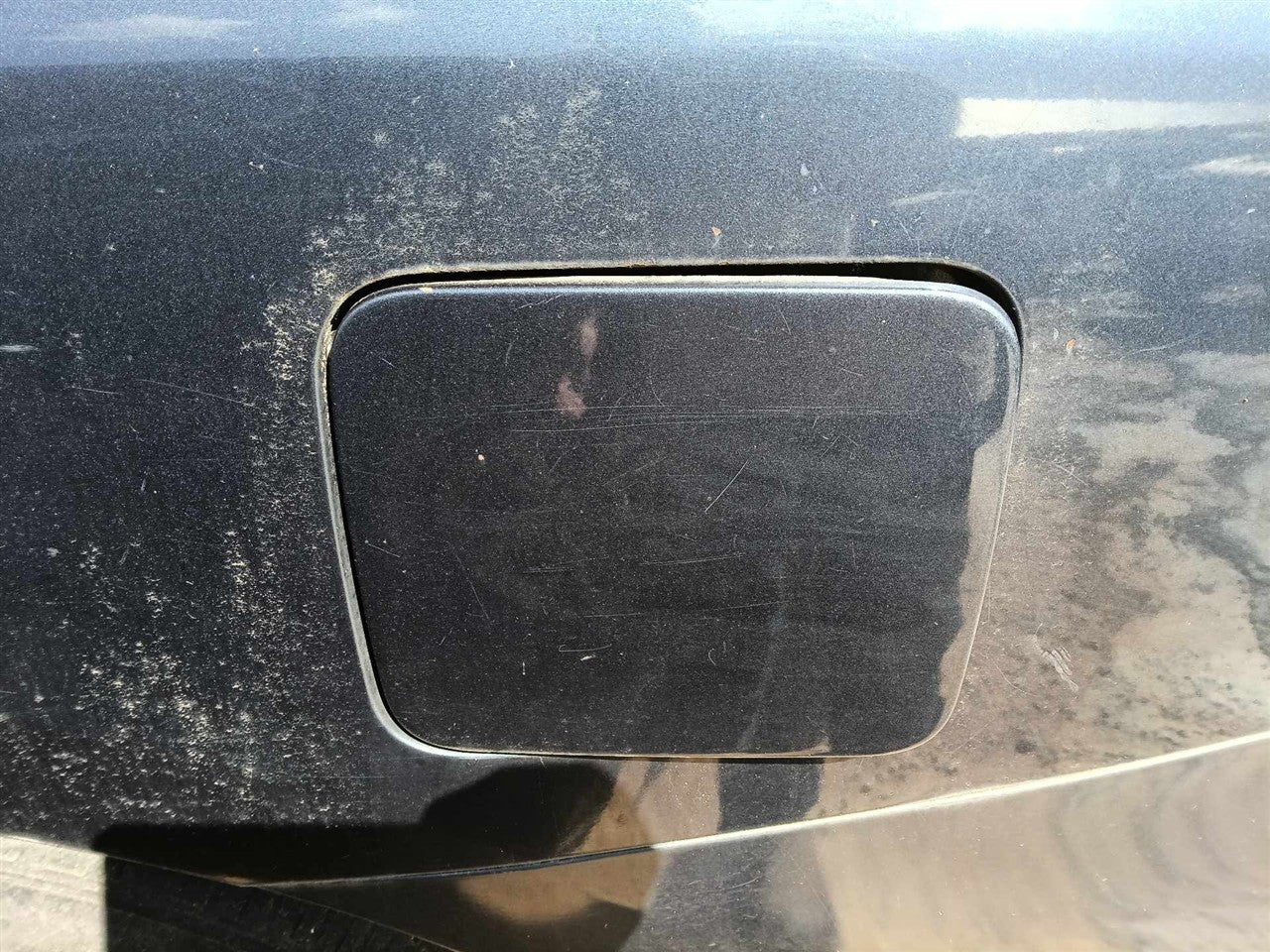 2014 Nissan Pathfinder Fuel Filler Gas Door Lid