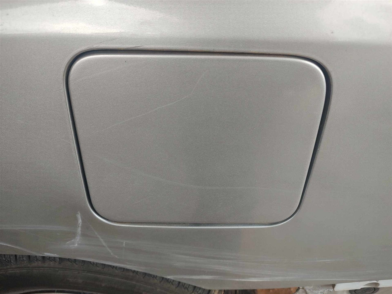 2019 Nissan Versa Fuel Filler Gas Door Lid