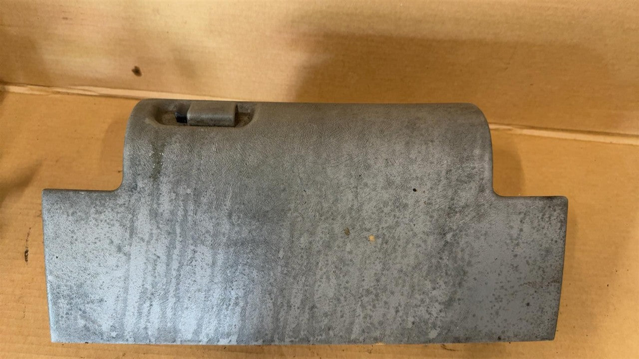 1999 Chevrolet Suburban 1500 Glove Box Compartment
