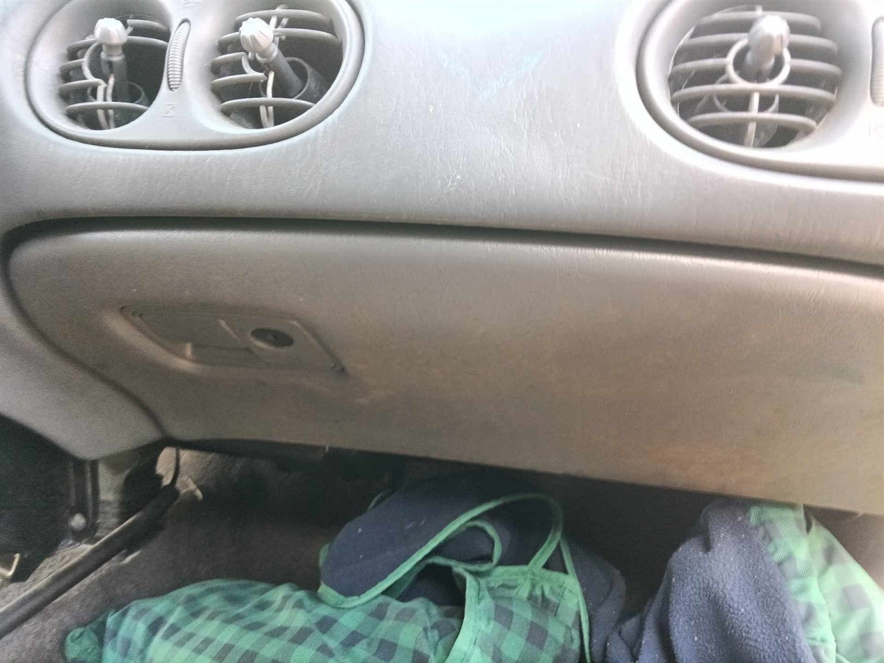 2002 Pontiac Bonneville Glove Box Compartment
