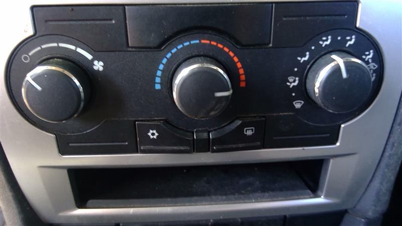 2005 2006 2007 Chrysler 300, Dodge Magnum, Dodge Charger AC Heater Temperature Climate Control Unit