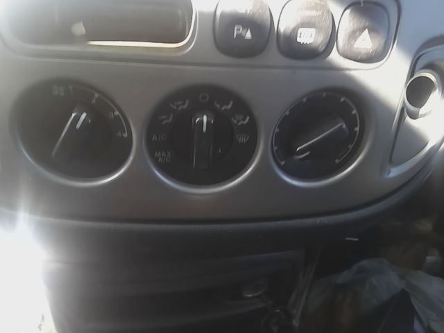 2002 thru 2007 Ford Escape, Mercury Mariner AC Heater Temperature Climate Control Unit Front main