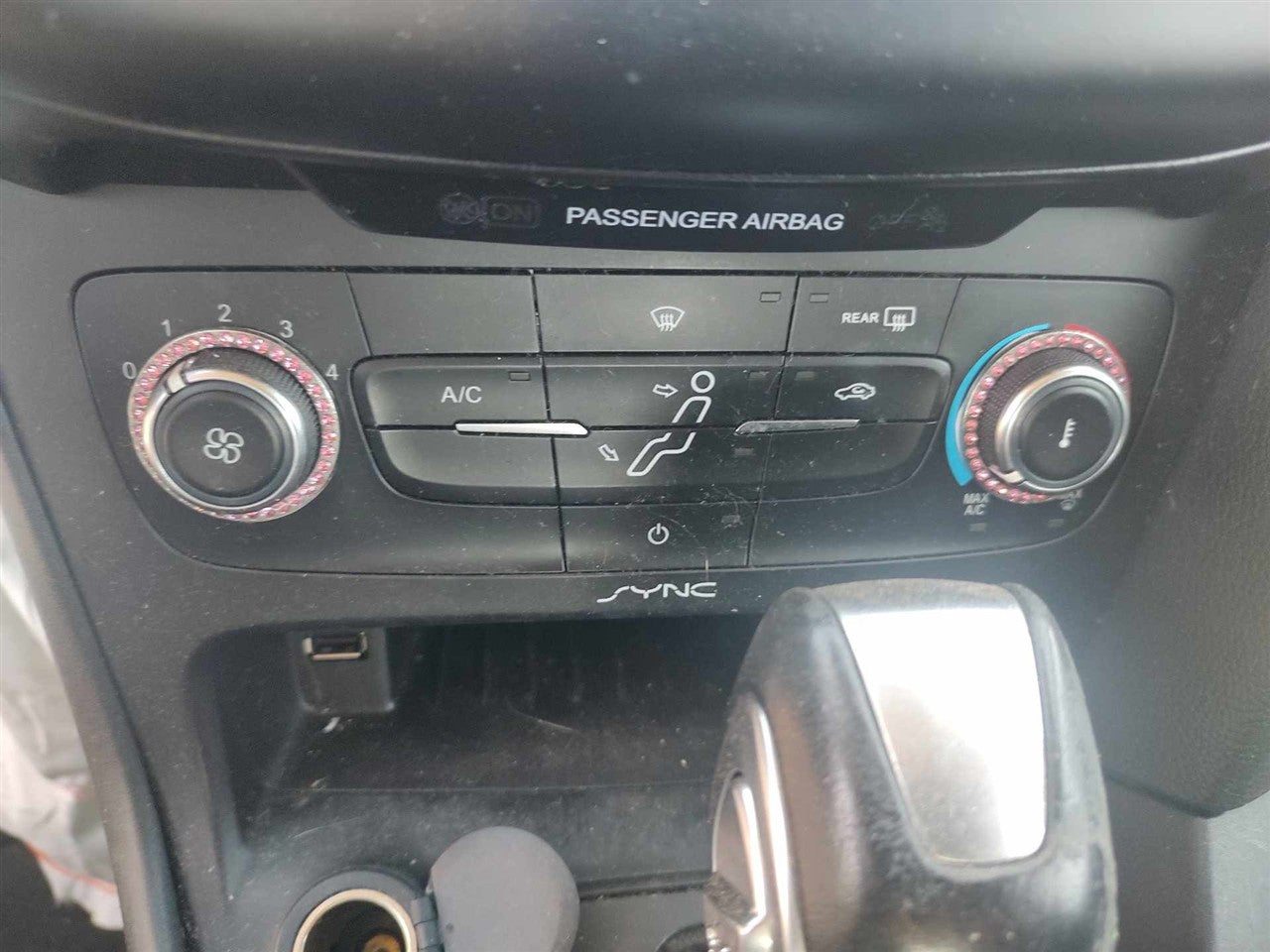 2015 2016 2017 2018 Ford Focus AC Heater Temperature Climate Control Unit gasoline manual 2.0L