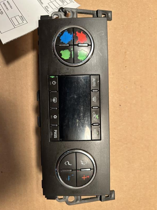 2007 thru 2011 Chevrolet Suburban 1500, Chevrolet Suburban 2500, Chevrolet Tahoe, GMC Yukon and 2 more AC Heater Temperature