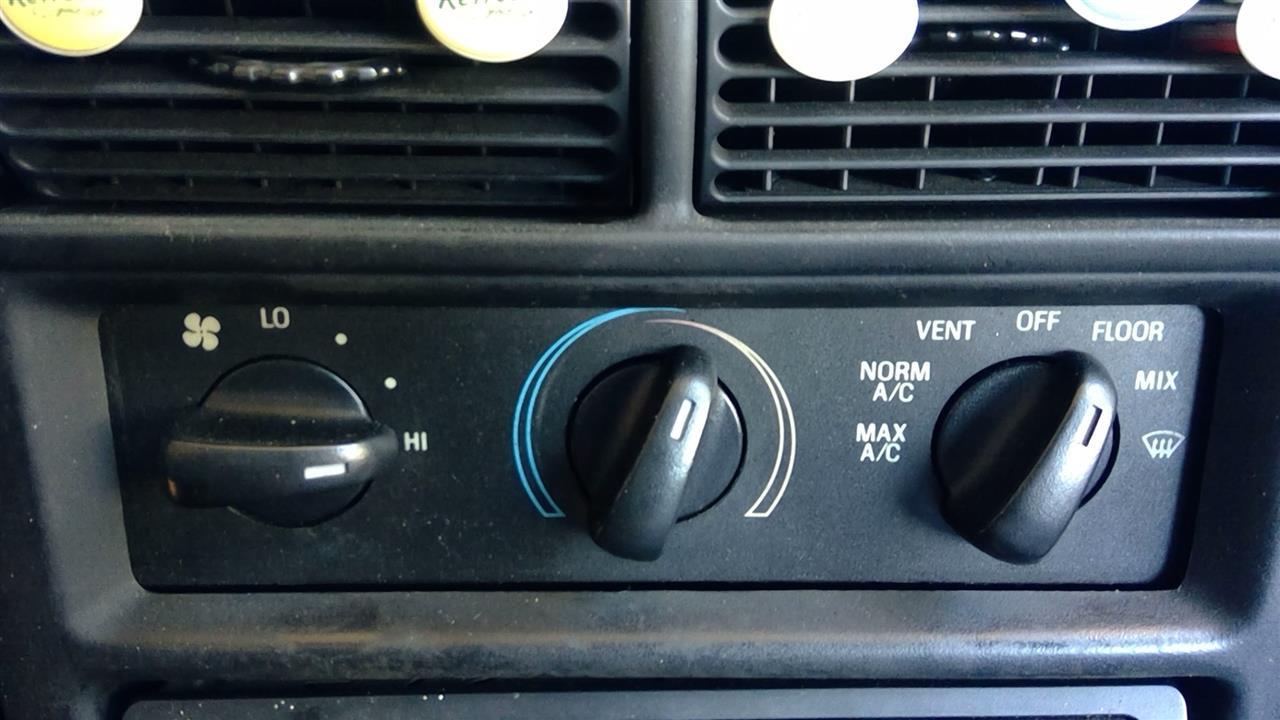 1994 thru 2000 Ford Mustang AC Heater Temperature Climate Control Unit