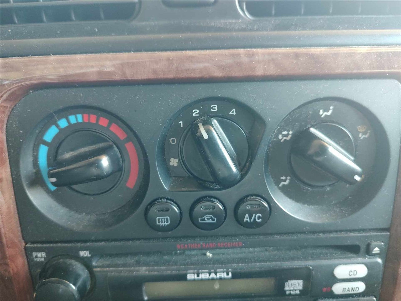 2000 thru 2004 Subaru Legacy, Subaru Baja AC Heater Temperature Climate Control Unit
