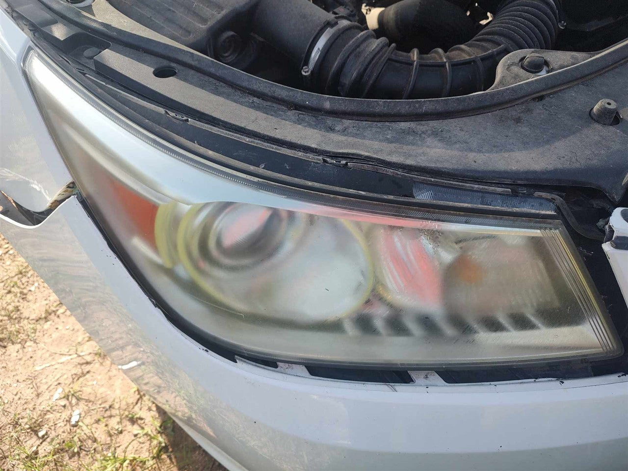 2010 2011 2012 Buick Lacrosse, Buick Allure Passenger Side Right Headlight Headlamp Assembly R