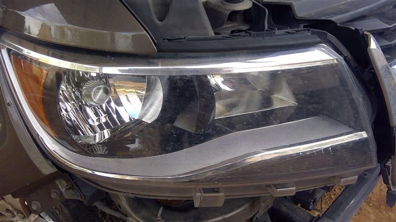 2015 thru 2022 Chevrolet Colorado Passenger Side Right Headlight Headlamp Assembly without projector R