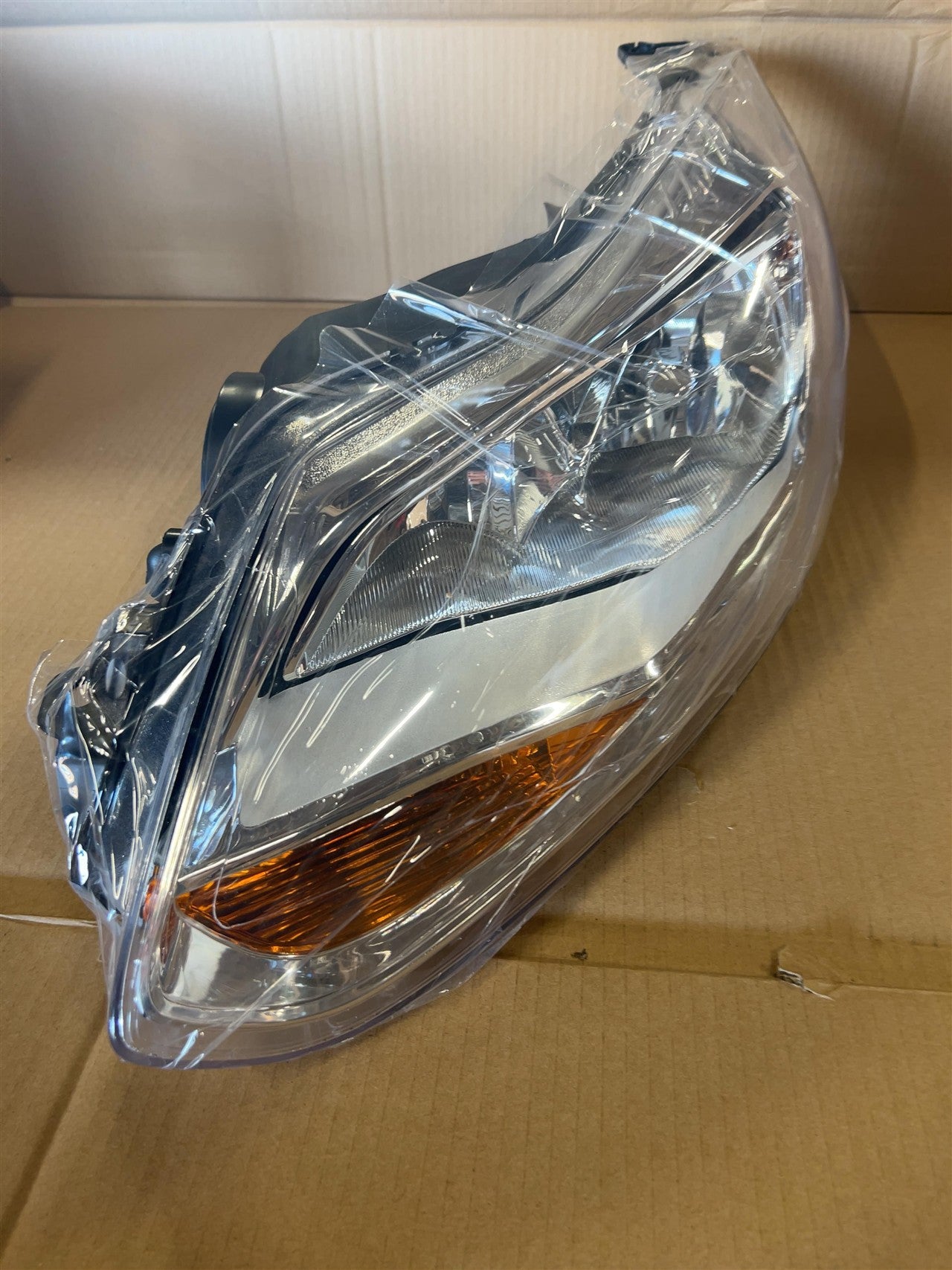 2012 2013 2014 Ford Focus Driver Side Left Headlight Headlamp Assembly halogen L