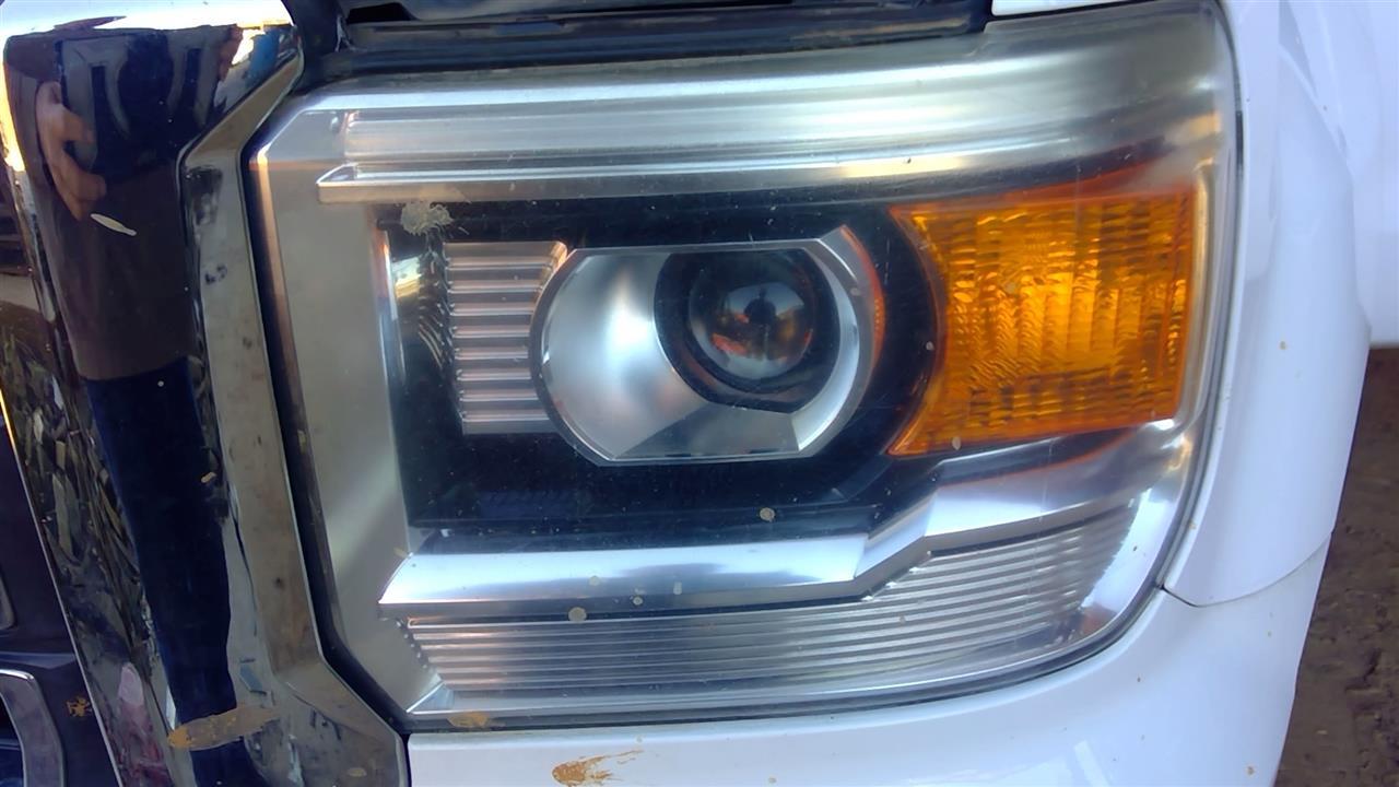 2014 2015 GMC Sierra 1500, GMC Sierra 2500, GMC Sierra 3500 Driver Side Left Headlight Headlamp Assembly without LED accents