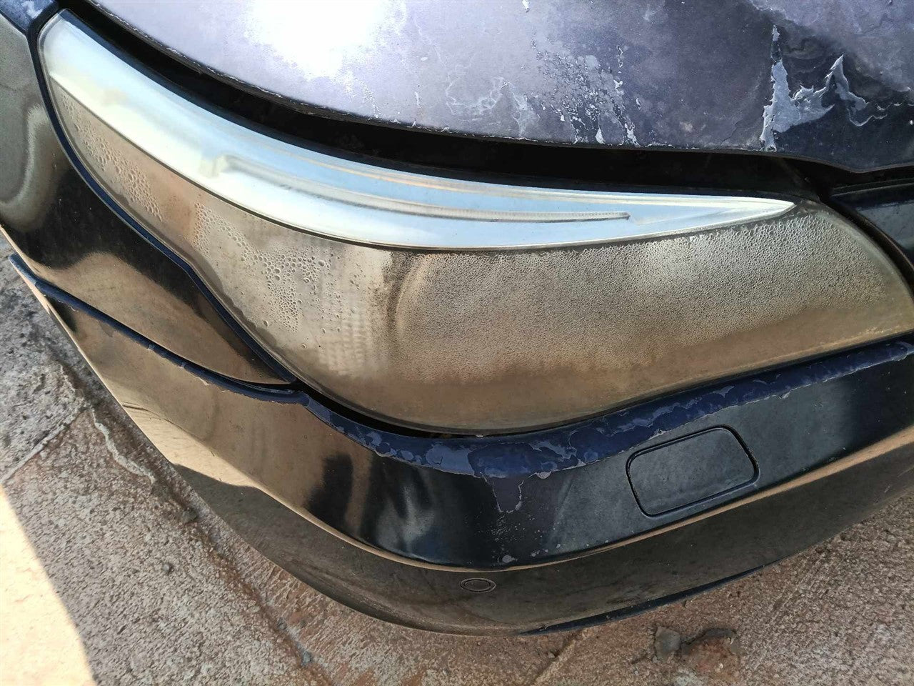 2004 2005 BMW 525I, BMW 530I, BMW 545I Passenger Side Right Headlight Headlamp Assembly with xenon HID without adaptive