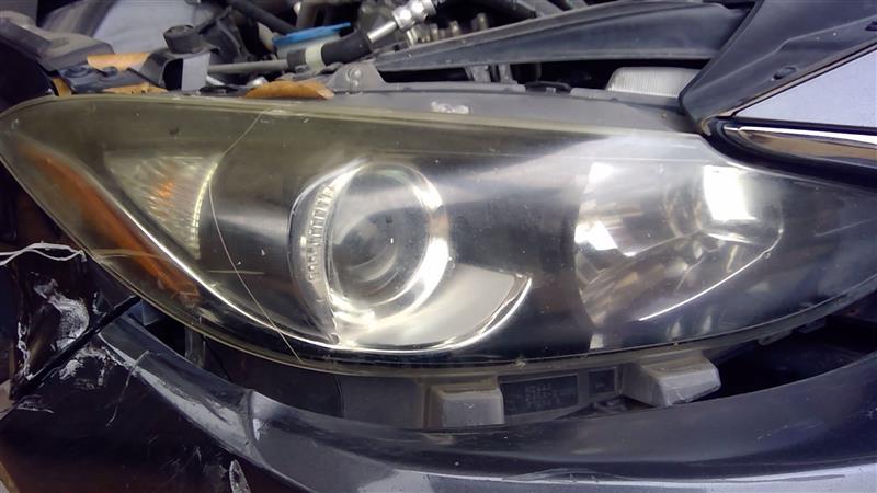 2014 2015 2016 Mazda 3 Passenger Side Right Headlight Headlamp Assembly halogen R
