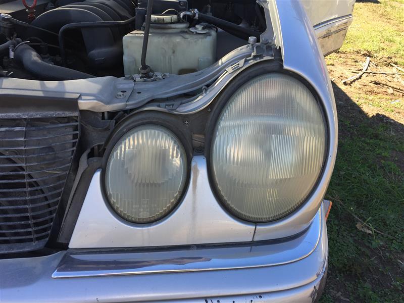 1996 1997 1998 1999 Mercedes Benz Mercedes E Class Driver Side Left Headlight Headlamp Assembly 210 Type