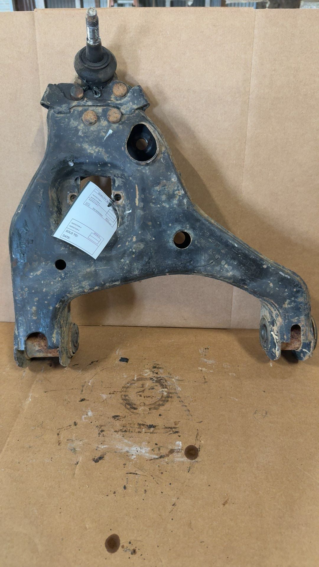 1999 thru 2007 Chevrolet Silverado 1500, GMC Sierra 1500 Passenger Side Right Lower Cntrl Arm FR 4x2 R