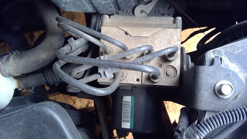 2005 2006 Ford Mustang ABS Anti Lock Brake Pump Control Module Assembly