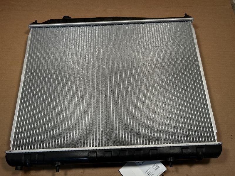 2001 2002 2003 2004 Nissan Pathfinder, Infiniti QX4 Radiators