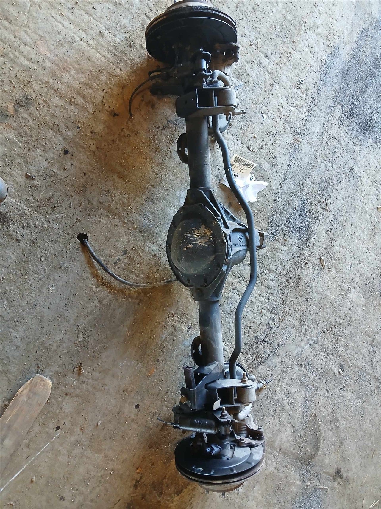2002 thru 2009 Chevrolet Trailblazer, GMC Envoy, Isuzu Ascender, Buick Rainier and 1 more Axle Assembly RR 4.2L