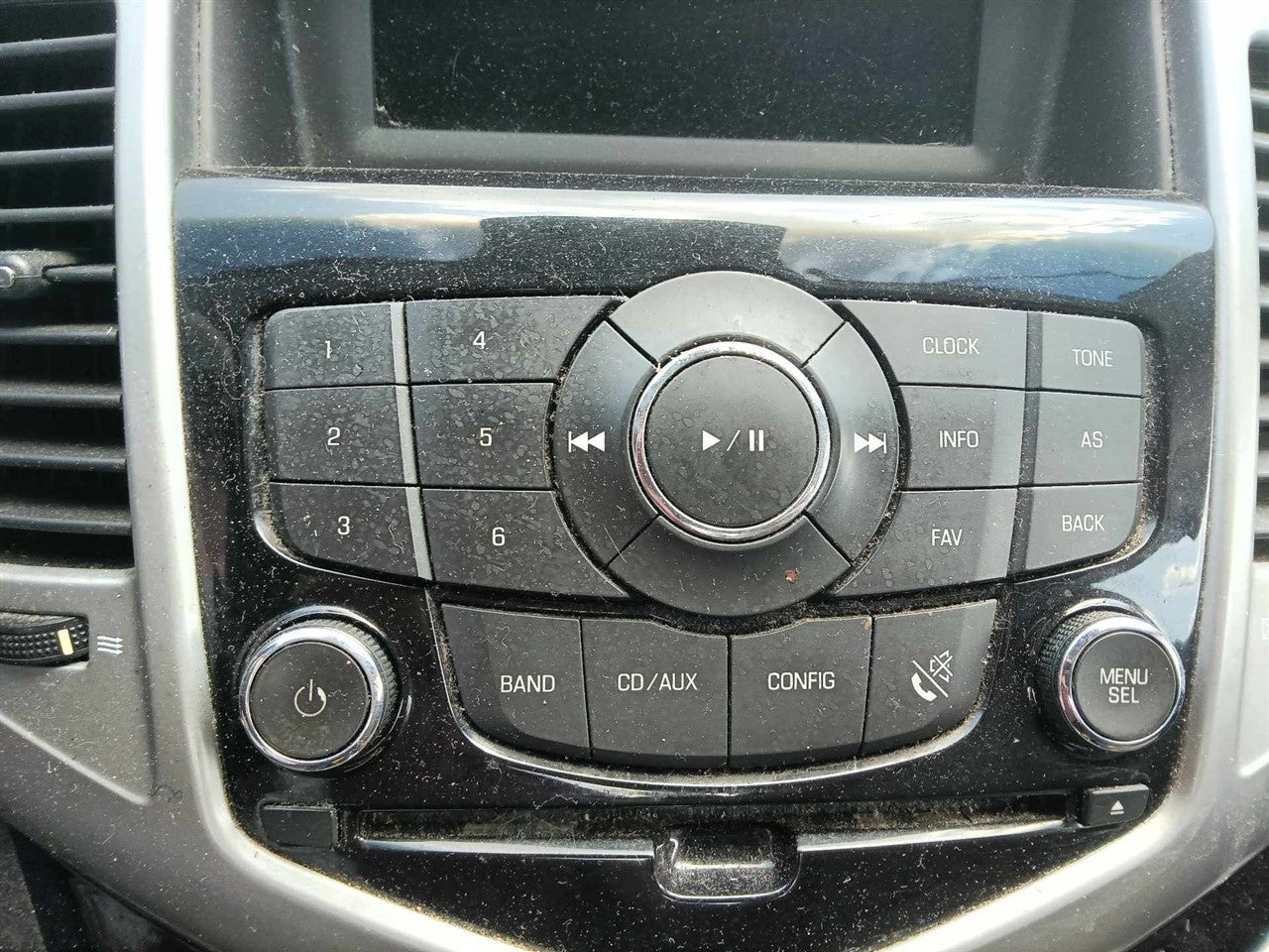 2011 thru 2016 Chevrolet Cruze Radio Stereo Audio Head Unit control panel