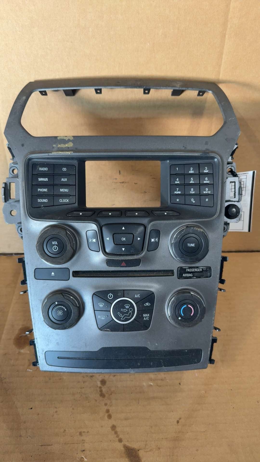 2014 2015 Ford Explorer Radio Stereo Audio Head Unit control panel 4.2 screen opening manual AC