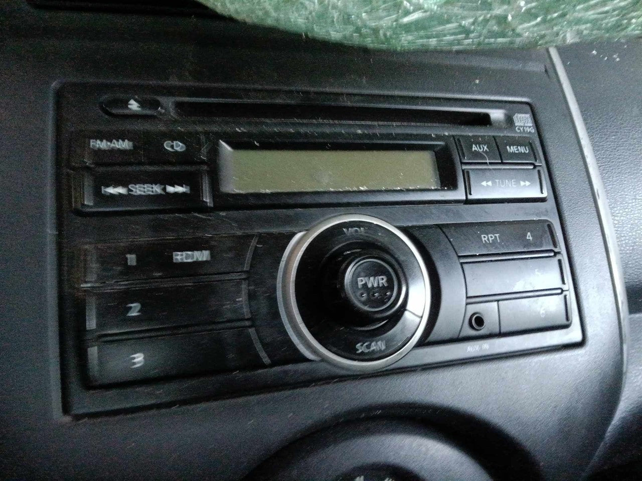 2012 2013 2014 Nissan Versa Radio Stereo Audio Head Unit receiver AM FM CD Sdn without navigation