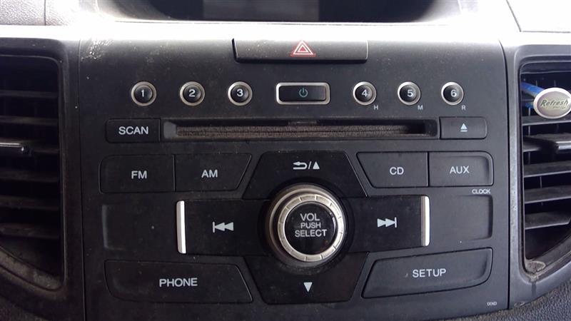 2015 2016 Honda CR V Radio Stereo Audio Head Unit assembly AM FM CD