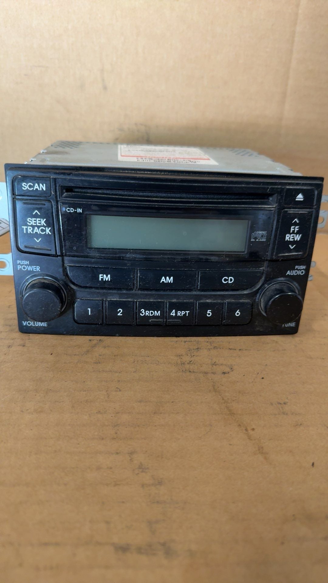 2004 2005 2006 KIA Spectra Radio Stereo Audio Head Unit receiver