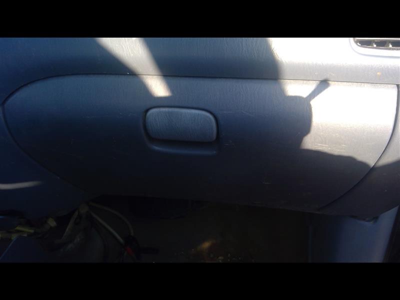 Donor vehicle 2000 Toyota Tundra (Stock #238963)