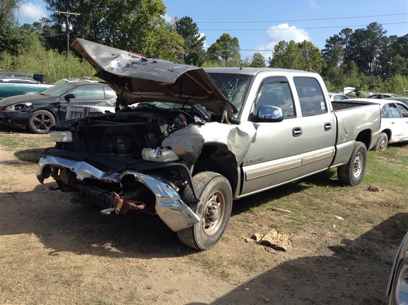 Donor vehicle 2002 Chevrolet Silverado 1500 (Stock #165257)